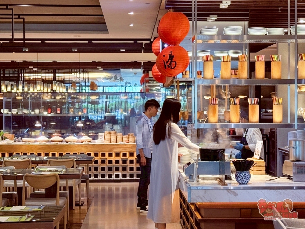 【台南吃到飽】台南大員皇冠假日酒店:五星級buffet佛心價,海鮮天堂吃到飽,銀髮族友善,平日兩人同行最優惠