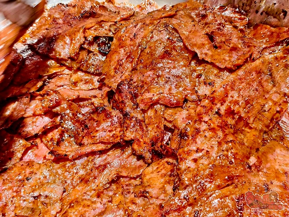 【台南美食】富香牌肉乾肉鬆:台南在地50年老店,快失傳的古早味炭燒豬肉乾,好吃到流眼淚~