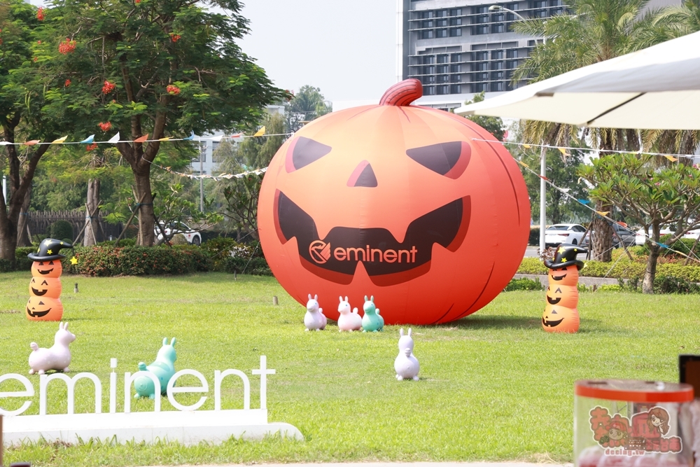 【台南活動】台南萬聖節派對x魔法奇幻市集：四米高巨型南瓜，萬聖節兒童變裝遊行，還有隨機出沒的無臉男~
