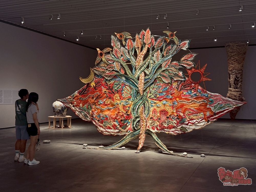 【台南展覽】南美館秋季大展:日本超現實感官體驗,另人毛骨凜然的「皮膚と內臓－自己、世界、時間」