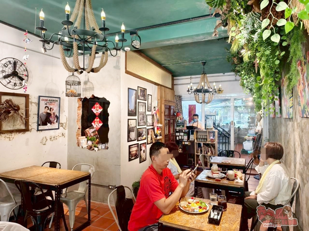 【台南早午餐】小曼谷:台南少見老宅泰式早午餐,隱藏在巷子裡一不小心就會路過~