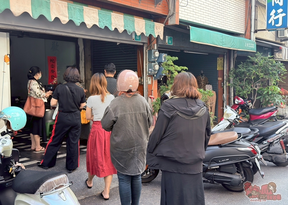 【台南美食】無名古早味蛋餅早餐店:隱藏在巷弄內的古早味粉漿蛋餅,尋尋覓覓的小時後蛋餅就在這