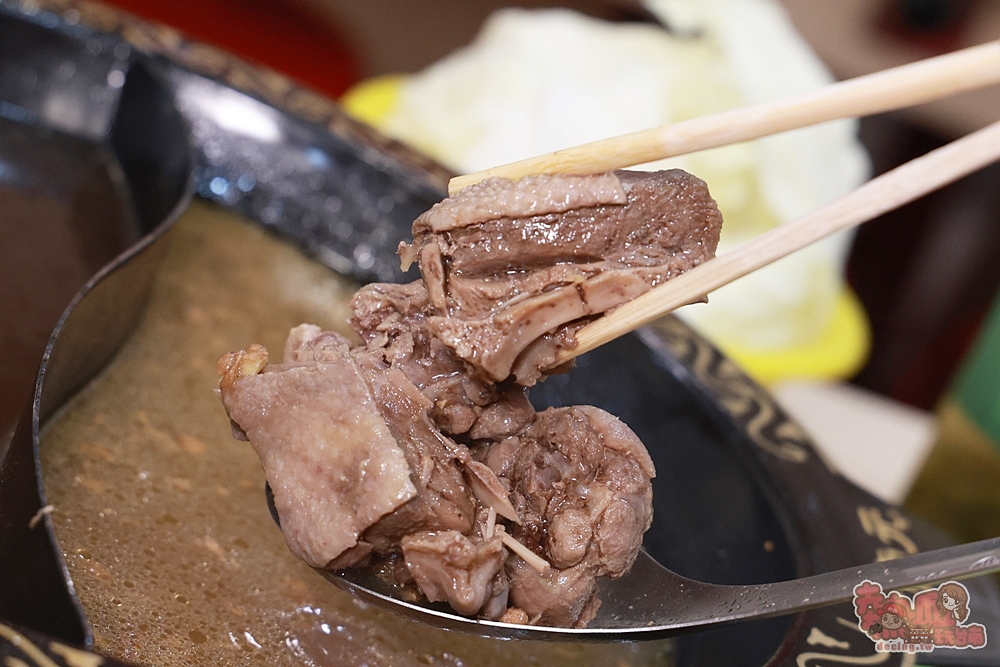 【台南火鍋】鑫帝元薑母鴨羊肉爐:永康人氣薑母鴨,冬天限定禽獸鍋,一鍋就能享受薑母鴨和羊肉爐~