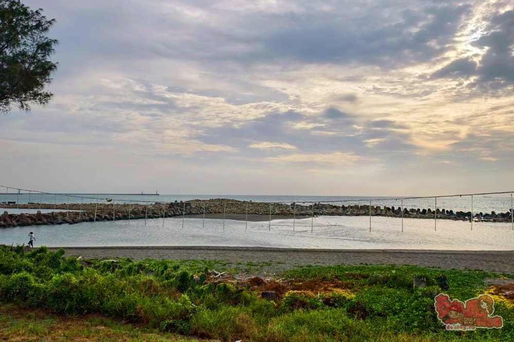 【高雄景點】永安泡麵土地公:高雄泡麵土地公廟,求財吃泡麵還可以看海景~