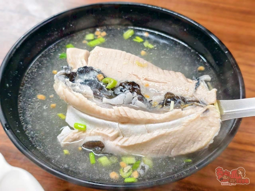 【台南美食】珍饌麵店:七股國小旁的古早味麵店,被麵店耽誤的熱炒店,古早味番茄炒飯超好吃又大份量~