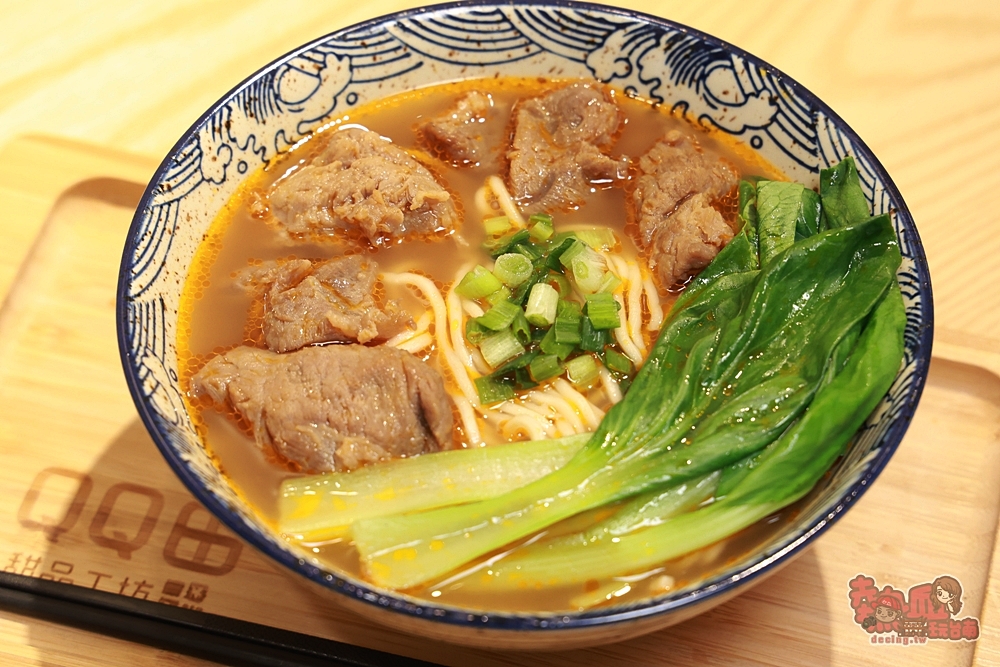 【台南美食】QQ田甜品工坊:東區超人氣冰品店,料多價格實在,日系雪花冰.紅豆湯.嫩仙草超激推~ 【台南美食】QQ田甜品工坊:東區超人氣冰品店,料多價格實在,日系雪花冰.紅豆湯.嫩仙草超激推~