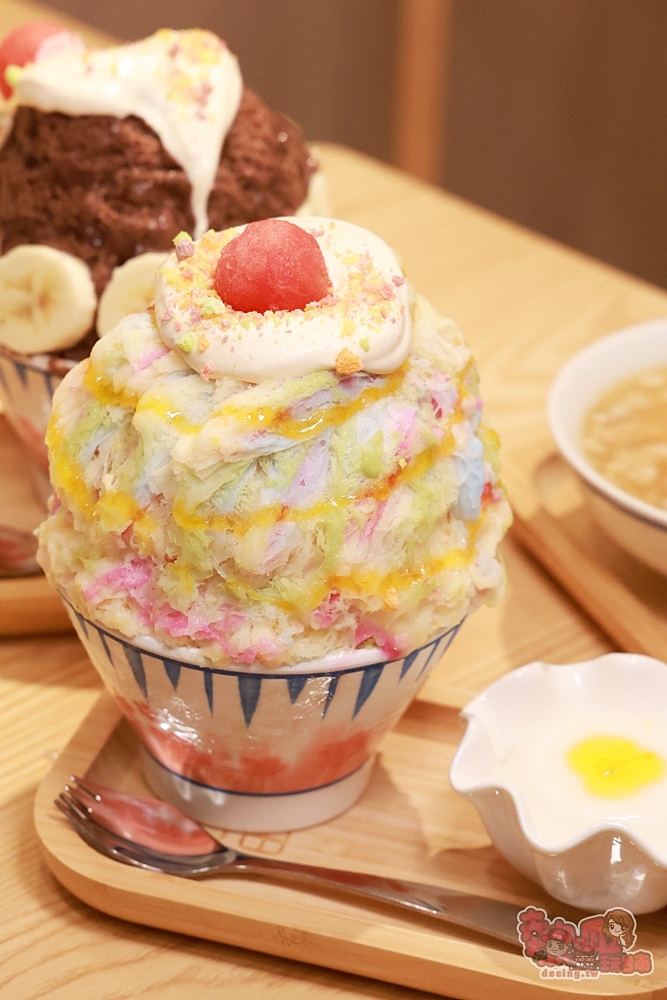 【台南美食】QQ田甜品工坊:東區超人氣冰品店,料多價格實在,日系雪花冰.紅豆湯.嫩仙草超激推~ 【台南美食】QQ田甜品工坊:東區超人氣冰品店,料多價格實在,日系雪花冰.紅豆湯.嫩仙草超激推~