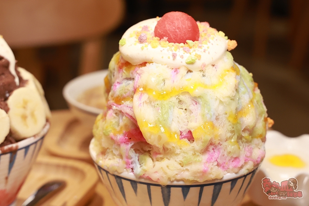 【台南美食】QQ田甜品工坊:東區超人氣冰品店,料多價格實在,日系雪花冰.紅豆湯.嫩仙草超激推~