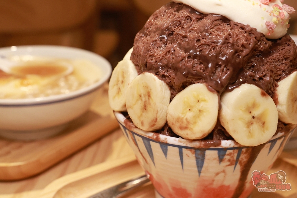 【台南美食】QQ田甜品工坊:東區超人氣冰品店,料多價格實在,日系雪花冰.紅豆湯.嫩仙草超激推~ 【台南美食】QQ田甜品工坊:東區超人氣冰品店,料多價格實在,日系雪花冰.紅豆湯.嫩仙草超激推~