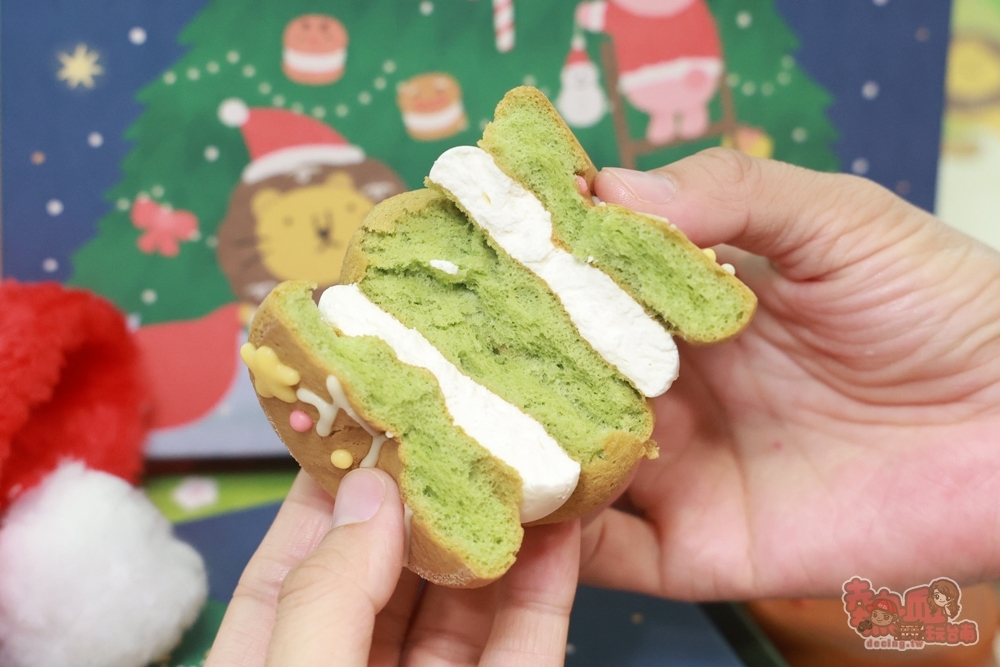 【台南甜點】卷卷烘焙:可愛甜點專賣店,聖誕生乳銅鑼燒來啦,冏餅人麋鹿呆萌好可愛~