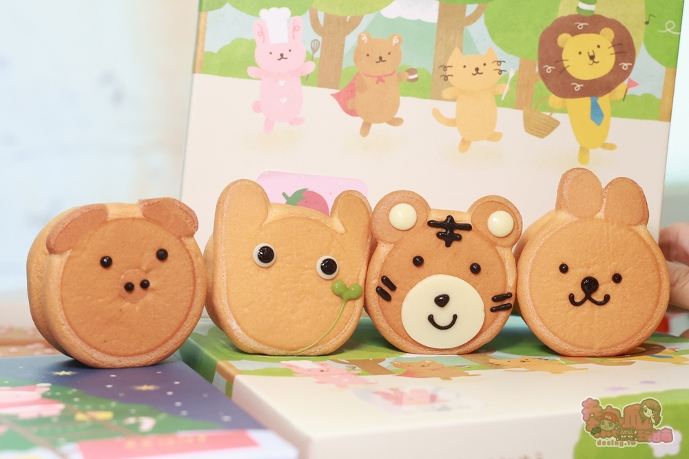 【台南甜點】卷卷烘焙:可愛甜點專賣店,聖誕生乳銅鑼燒來啦,冏餅人麋鹿呆萌好可愛~