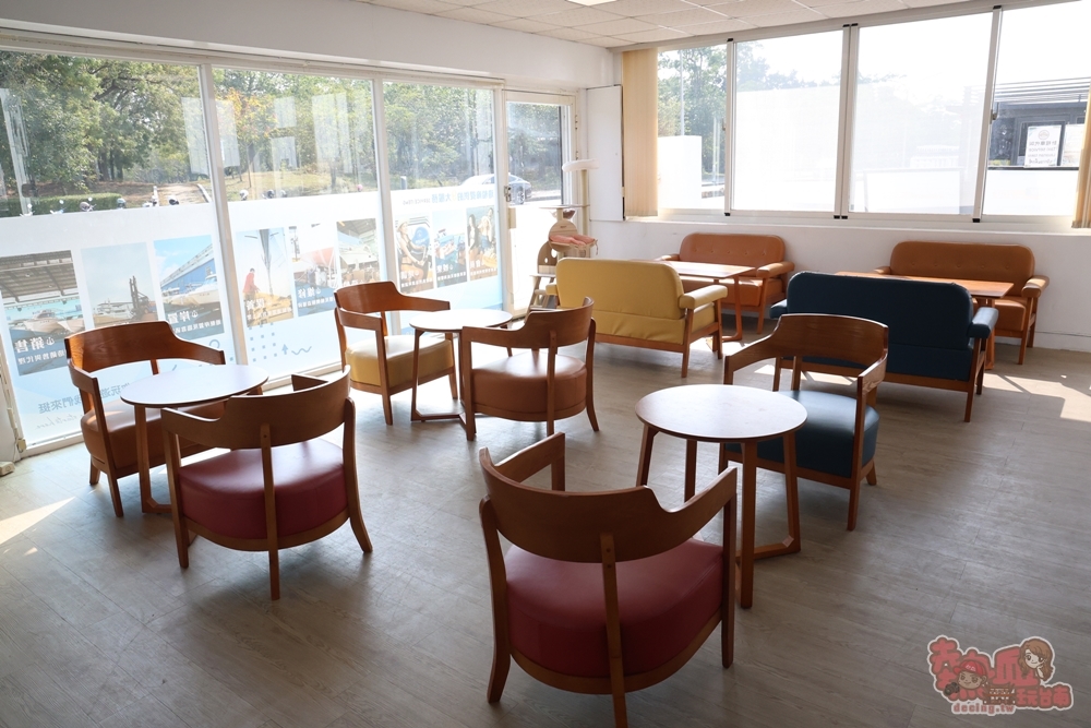 【台南旅遊】有艇俱樂部:台南唯一水上超跑,不用飛杜拜也能享受敞篷遊艇在水上的帥英姿,教你怎樣玩划算~