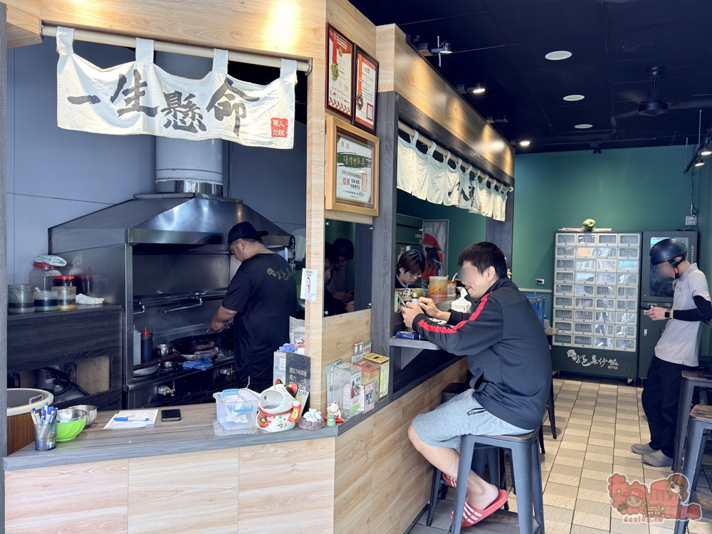【台南美食】佑師絕鼎炒飯專門店:永康人氣炒飯專家,每日限量火爆小卷,吃著滿滿台南味,想吃建議電話先預訂~ 【台南美食】佑師絕鼎炒飯專門店:永康人氣炒飯專家,每日限量火爆小卷,吃著滿滿台南味,想吃建議電話先預訂~