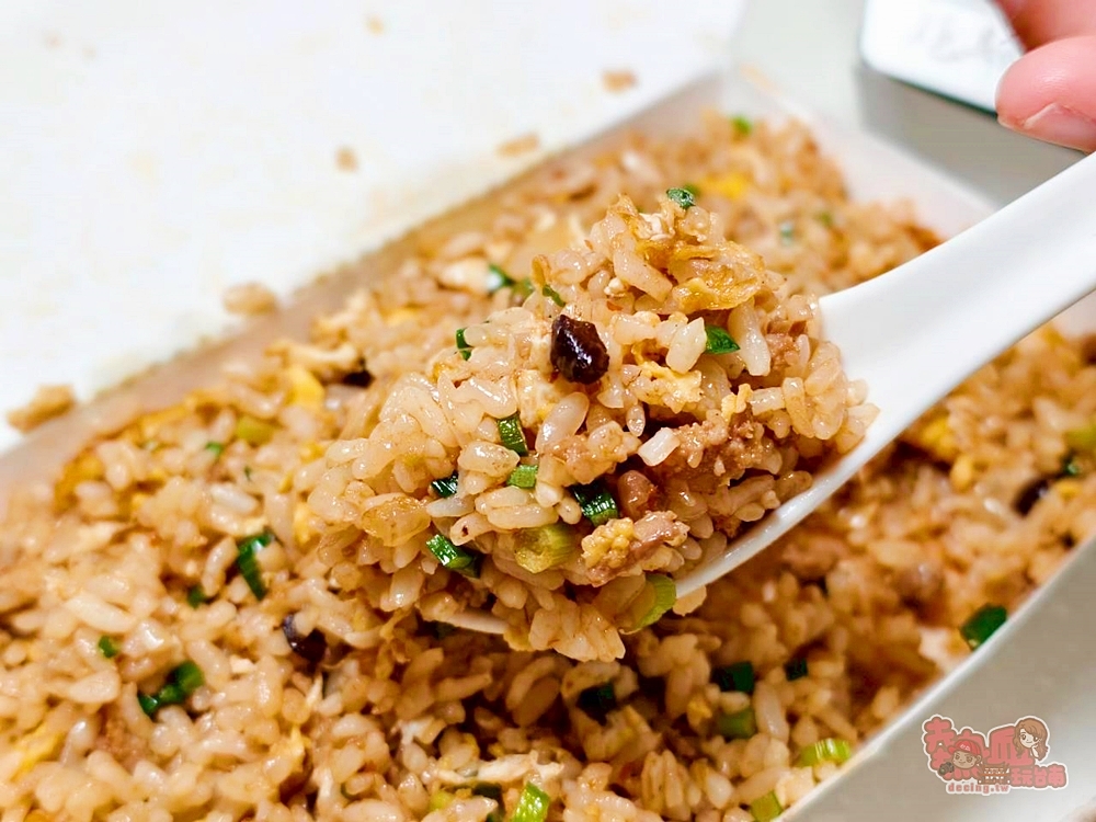 【台南美食】佑師絕鼎炒飯專門店:永康人氣炒飯專家,每日限量火爆小卷,吃著滿滿台南味,想吃建議電話先預訂~ 【台南美食】佑師絕鼎炒飯專門店:永康人氣炒飯專家,每日限量火爆小卷,吃著滿滿台南味,想吃建議電話先預訂~