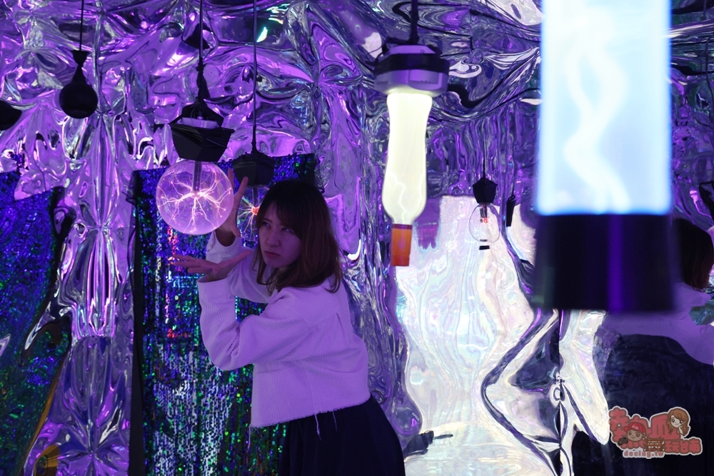 【台南美食】萬霧小籠湯包:全台最美小籠湯店在台南永康,teamLab沉浸式藝術空間太夢幻,小籠湯包爆汁又好吃~