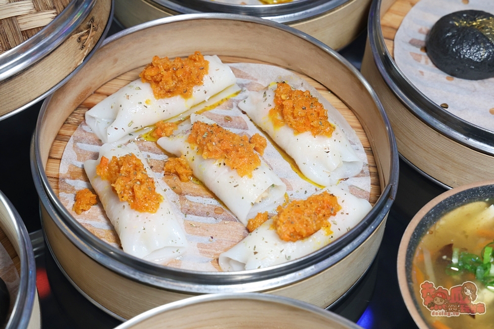 【台南美食】萬霧小籠湯包:全台最美小籠湯店在台南永康,teamLab沉浸式藝術空間太夢幻,小籠湯包爆汁又好吃~