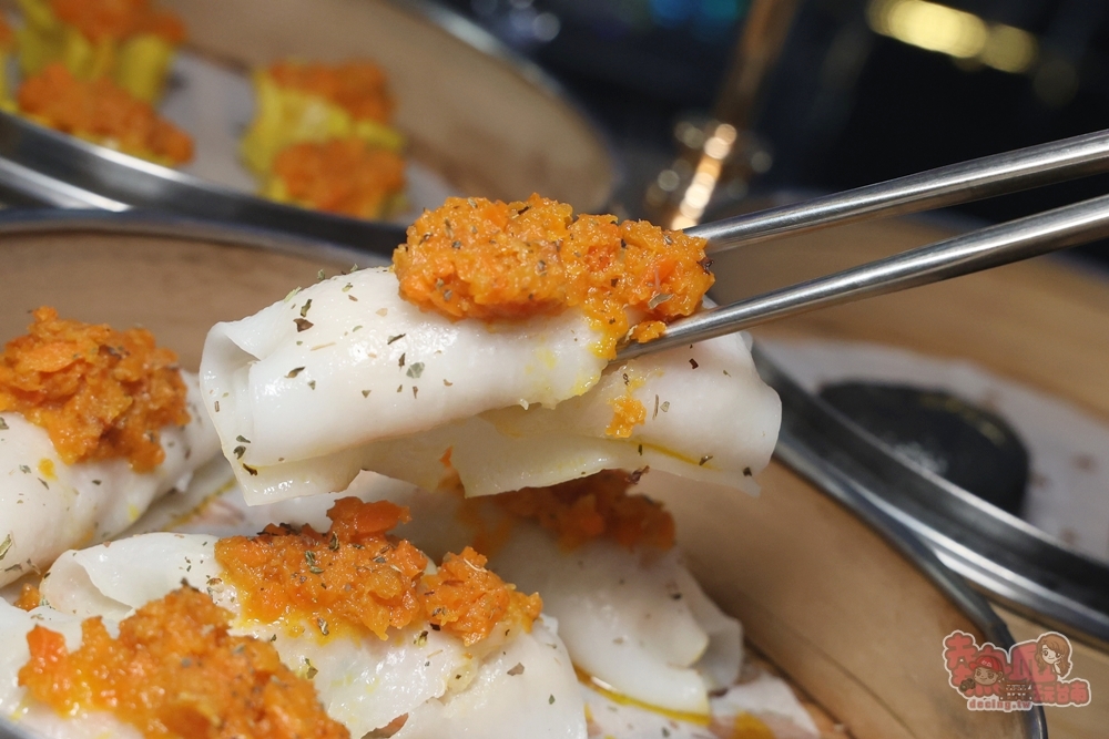 【台南美食】萬霧小籠湯包:全台最美小籠湯店在台南永康,teamLab沉浸式藝術空間太夢幻,小籠湯包爆汁又好吃~