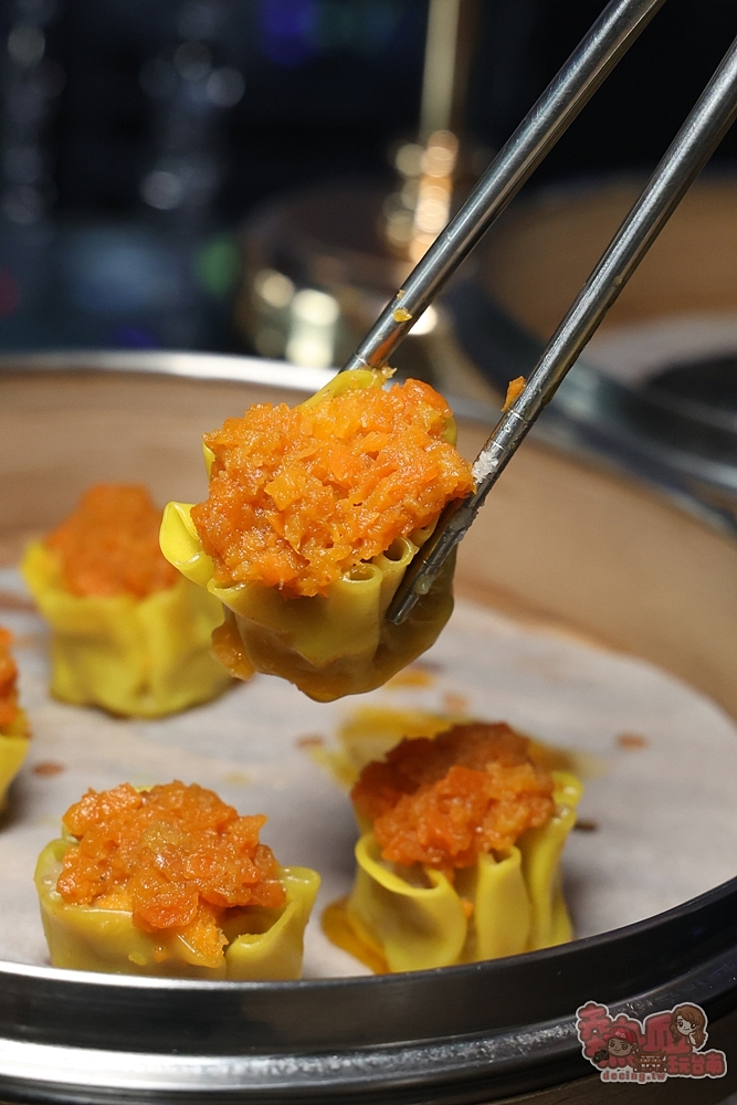 【台南美食】萬霧小籠湯包:全台最美小籠湯店在台南永康,teamLab沉浸式藝術空間太夢幻,小籠湯包爆汁又好吃~