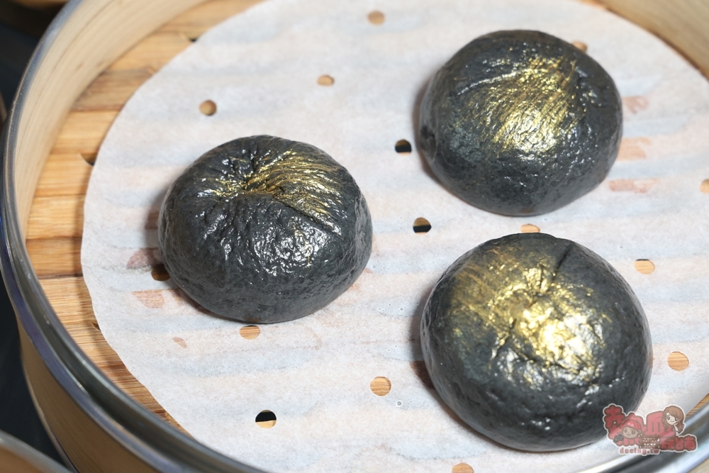 【台南美食】萬霧小籠湯包:全台最美小籠湯店在台南永康,teamLab沉浸式藝術空間太夢幻,小籠湯包爆汁又好吃~