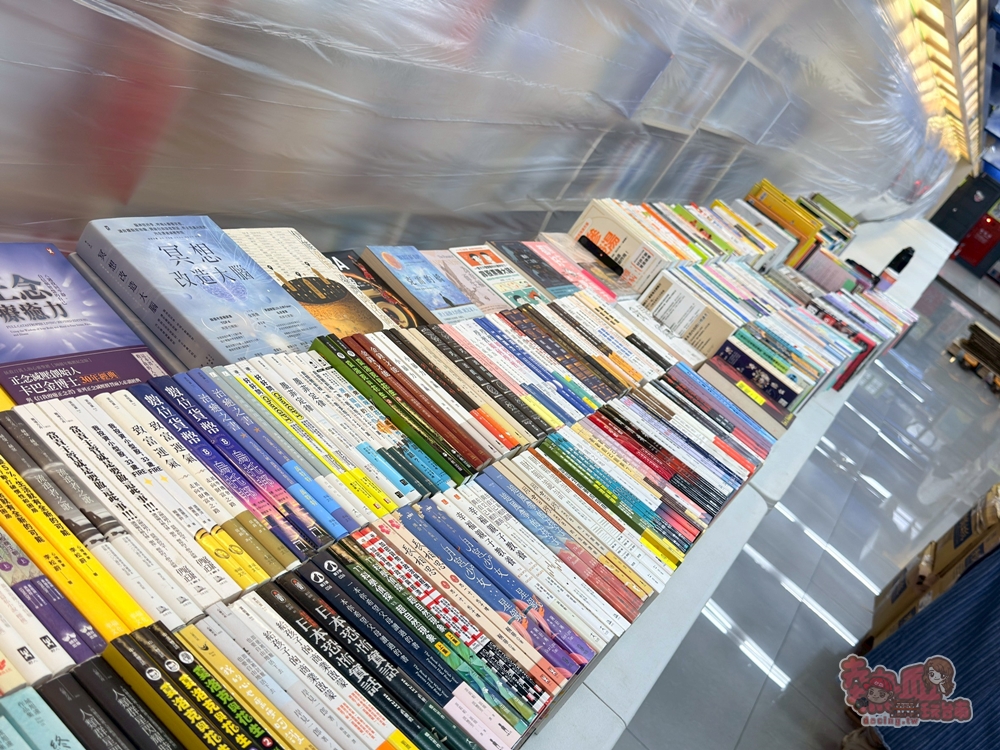 【台南活動】台南政大書城曬書節,萬本以上全系列書籍,通通下殺39折~ 【台南活動】台南政大書城曬書節,萬本以上全系列書籍,通通下殺39折~