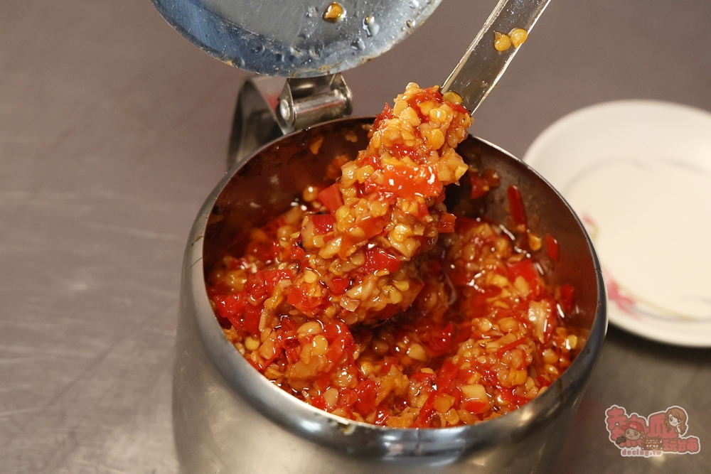 【台南美食】明記羊肉:台南羊肉火鍋這裡吃,少見羊大骨必點,還有隱藏版羊肉滑蛋~ 【台南美食】明記羊肉:台南羊肉火鍋這裡吃,少見羊大骨必點,還有隱藏版羊肉滑蛋~