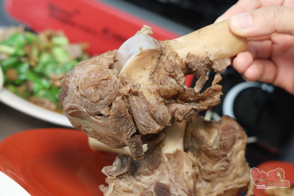 【台南美食】明記羊肉:台南羊肉火鍋這裡吃,少見羊大骨必點,還有隱藏版羊肉滑蛋~ 【台南美食】明記羊肉:台南羊肉火鍋這裡吃,少見羊大骨必點,還有隱藏版羊肉滑蛋~