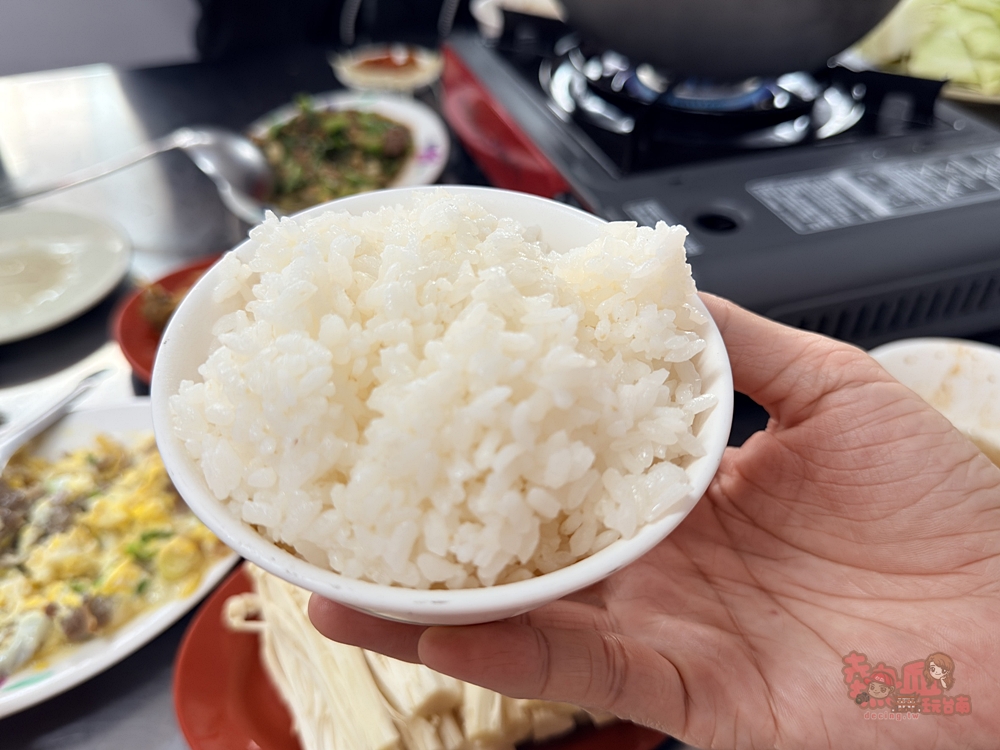 【台南美食】明記羊肉:台南羊肉火鍋這裡吃,少見羊大骨必點,還有隱藏版羊肉滑蛋~ 【台南美食】明記羊肉:台南羊肉火鍋這裡吃,少見羊大骨必點,還有隱藏版羊肉滑蛋~