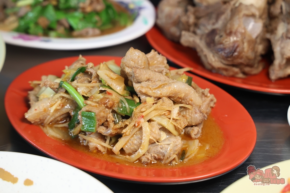 【台南美食】明記羊肉:台南羊肉火鍋這裡吃,少見羊大骨必點,還有隱藏版羊肉滑蛋~ 【台南美食】明記羊肉:台南羊肉火鍋這裡吃,少見羊大骨必點,還有隱藏版羊肉滑蛋~