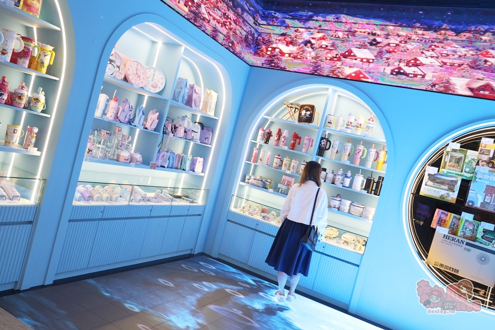 【台南娃娃機】海洋星球樂園台南旗艦店大改版,免費兒童遊戲區、沉浸式商品展示區、超酷太空旋渦燈光秀~ 【台南娃娃機】海洋星球樂園台南旗艦店大改版,免費兒童遊戲區、沉浸式商品展示區、超酷太空旋渦燈光秀~