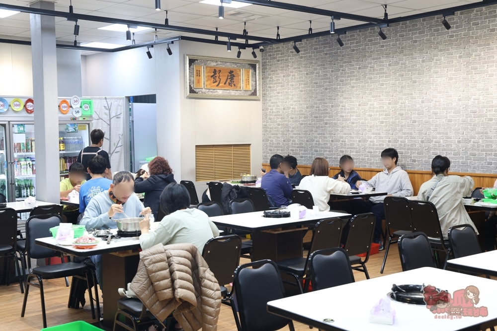 【台南火鍋】彭康海翅鼎:永康平價海鮮火鍋店,海鮮食材選擇超多,還有少見手工魚翅丸~ 【台南火鍋】彭康海翅鼎:永康平價海鮮火鍋店,海鮮食材選擇超多,還有少見手工魚翅丸~