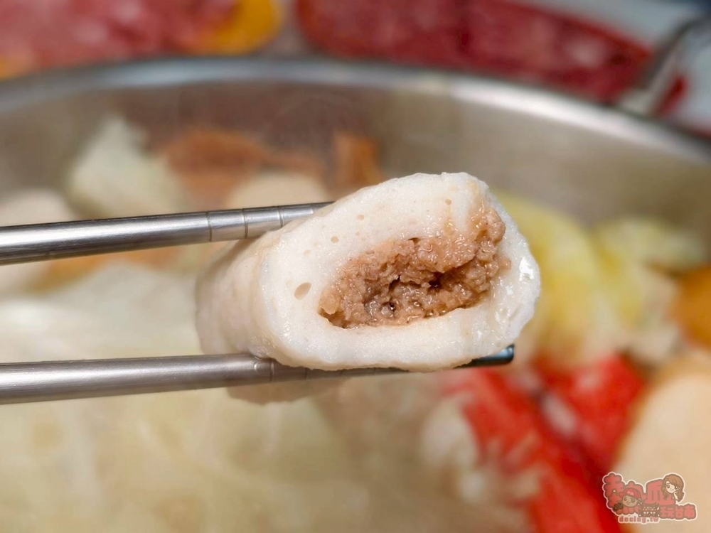 【台南火鍋】彭康海翅鼎:永康平價海鮮火鍋店,海鮮食材選擇超多,還有少見手工魚翅丸~ 【台南火鍋】彭康海翅鼎:永康平價海鮮火鍋店,海鮮食材選擇超多,還有少見手工魚翅丸~