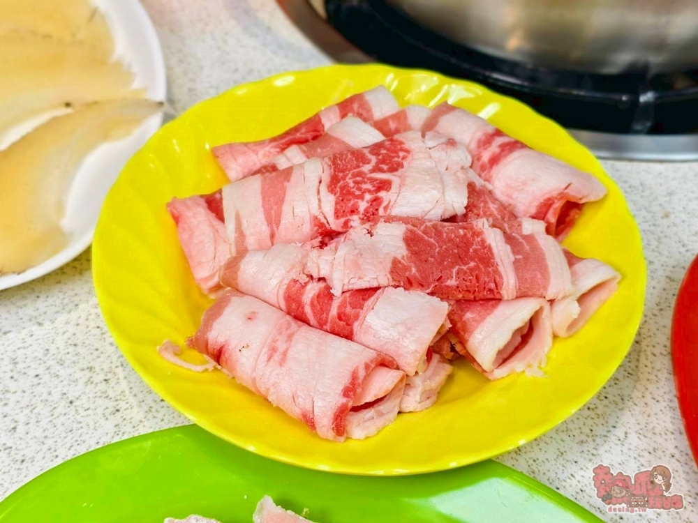 【台南火鍋】彭康海翅鼎:永康平價海鮮火鍋店,海鮮食材選擇超多,還有少見手工魚翅丸~ 【台南火鍋】彭康海翅鼎:永康平價海鮮火鍋店,海鮮食材選擇超多,還有少見手工魚翅丸~
