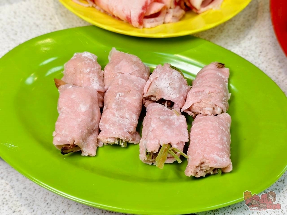 【台南火鍋】彭康海翅鼎:永康平價海鮮火鍋店,海鮮食材選擇超多,還有少見手工魚翅丸~ 【台南火鍋】彭康海翅鼎:永康平價海鮮火鍋店,海鮮食材選擇超多,還有少見手工魚翅丸~