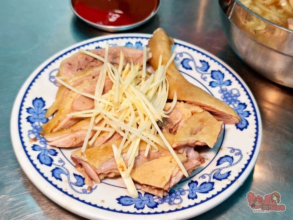 【台南美食】白河鴨肉麵:白河菜市場隱藏美食,鴨肉切盤只要銅板價50元,古早味沾醬有夠厲害~ 【台南美食】白河鴨肉麵:白河菜市場隱藏美食,鴨肉切盤只要銅板價50元,古早味沾醬有夠厲害~