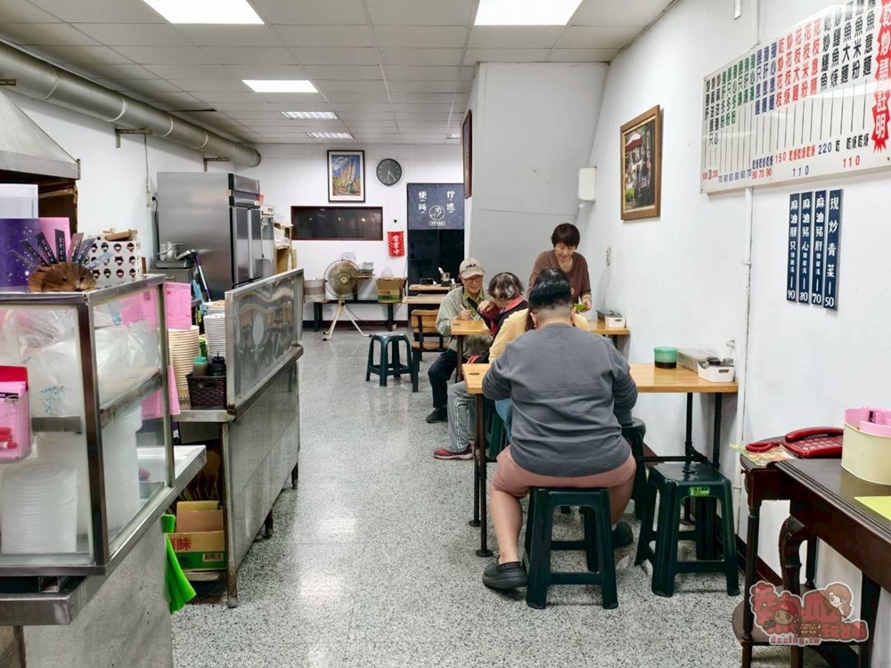 【台南美食】耐龍鱔魚意麵:在地超過30年老手藝,鱔魚意麵佛心價,在地人口袋名單就這間~ 【台南美食】耐龍鱔魚意麵:在地超過30年老手藝,鱔魚意麵佛心價,在地人口袋名單就這間~