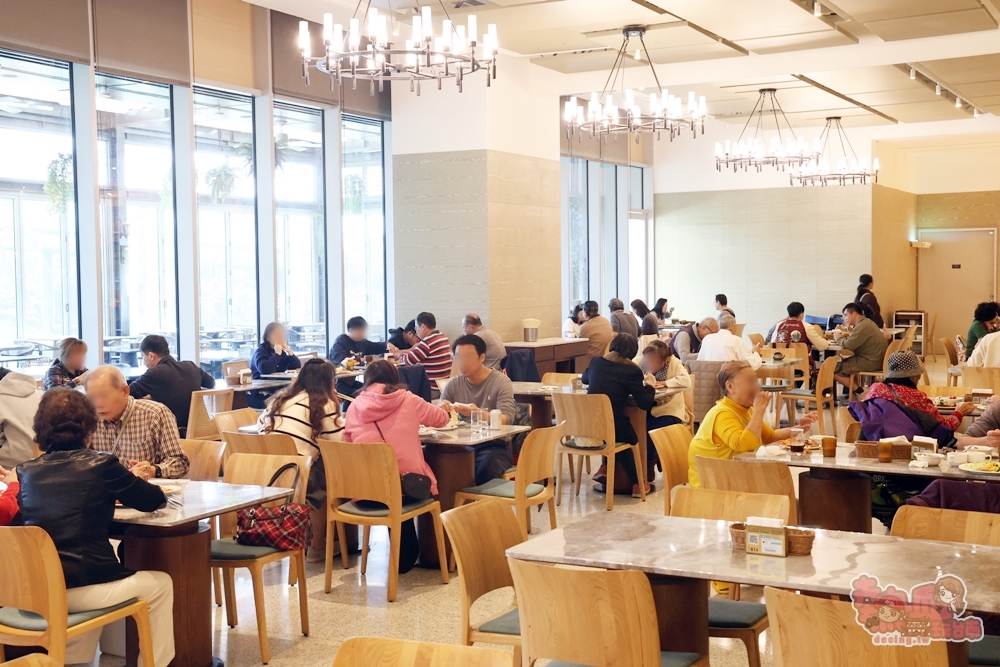 【台南吃到飽】福爾摩沙遊艇酒店-威尼斯餐廳:五星級海陸百匯吃到飽,松露火雞+各國料理齊發,周末還能狂嗑松葉蟹~ 【台南吃到飽】福爾摩沙遊艇酒店-威尼斯餐廳:五星級海陸百匯吃到飽,松露火雞+各國料理齊發,周末還能狂嗑松葉蟹~