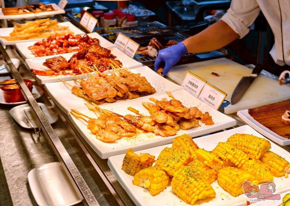 【台南吃到飽】福爾摩沙遊艇酒店-威尼斯餐廳:五星級海陸百匯吃到飽,松露火雞+各國料理齊發,周末還能狂嗑松葉蟹~ 【台南吃到飽】福爾摩沙遊艇酒店-威尼斯餐廳:五星級海陸百匯吃到飽,松露火雞+各國料理齊發,周末還能狂嗑松葉蟹~