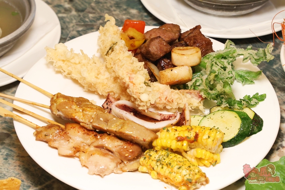 【台南吃到飽】福爾摩沙遊艇酒店-威尼斯餐廳:五星級海陸百匯吃到飽,松露火雞+各國料理齊發,周末還能狂嗑松葉蟹~ 【台南吃到飽】福爾摩沙遊艇酒店-威尼斯餐廳:五星級海陸百匯吃到飽,松露火雞+各國料理齊發,周末還能狂嗑松葉蟹~