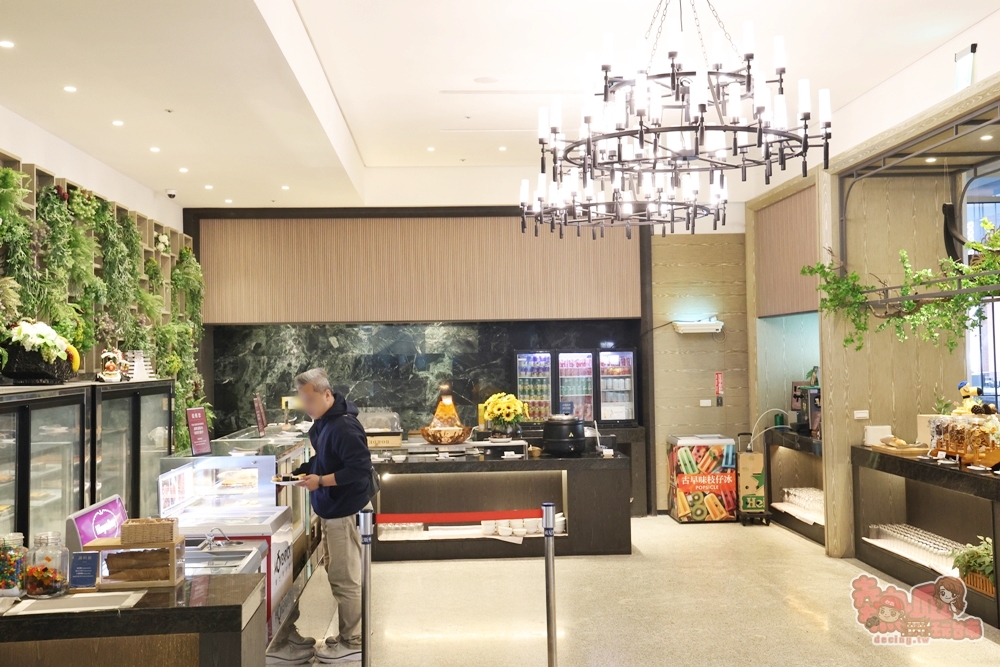 【台南吃到飽】福爾摩沙遊艇酒店-威尼斯餐廳:五星級海陸百匯吃到飽,松露火雞+各國料理齊發,周末還能狂嗑松葉蟹~ 【台南吃到飽】福爾摩沙遊艇酒店-威尼斯餐廳:五星級海陸百匯吃到飽,松露火雞+各國料理齊發,周末還能狂嗑松葉蟹~