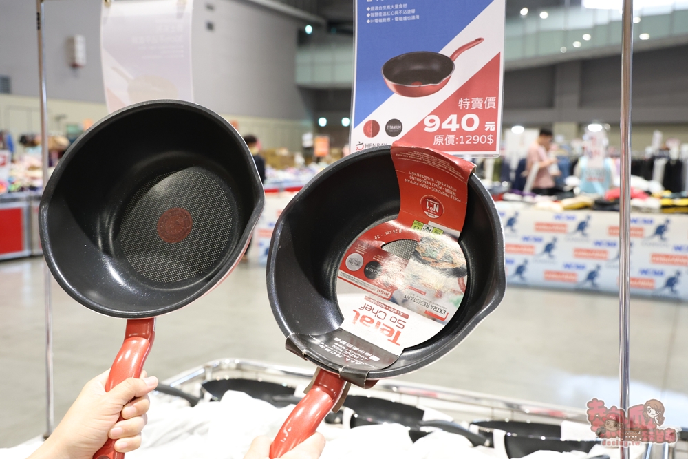 【台南特賣】台灣廠拍年終場,超夯按摩椅價格超下殺!全家福鞋店首次特賣、服飾一折起、各國零食和家電用品一次買齊~ 【台南特賣】台灣廠拍年終場,超夯按摩椅價格超下殺!全家福鞋店首次特賣、服飾一折起、各國零食和家電用品一次買齊~