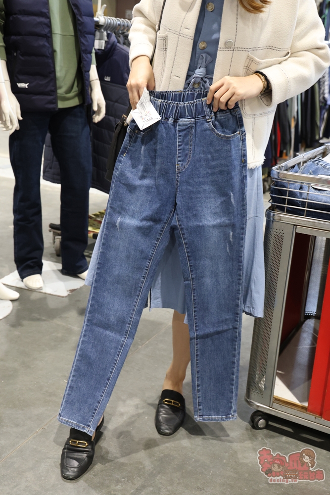 【台南特賣】台灣廠拍年終場,超夯按摩椅價格超下殺!全家福鞋店首次特賣、服飾一折起、各國零食和家電用品一次買齊~ 【台南特賣】台灣廠拍年終場,超夯按摩椅價格超下殺!全家福鞋店首次特賣、服飾一折起、各國零食和家電用品一次買齊~