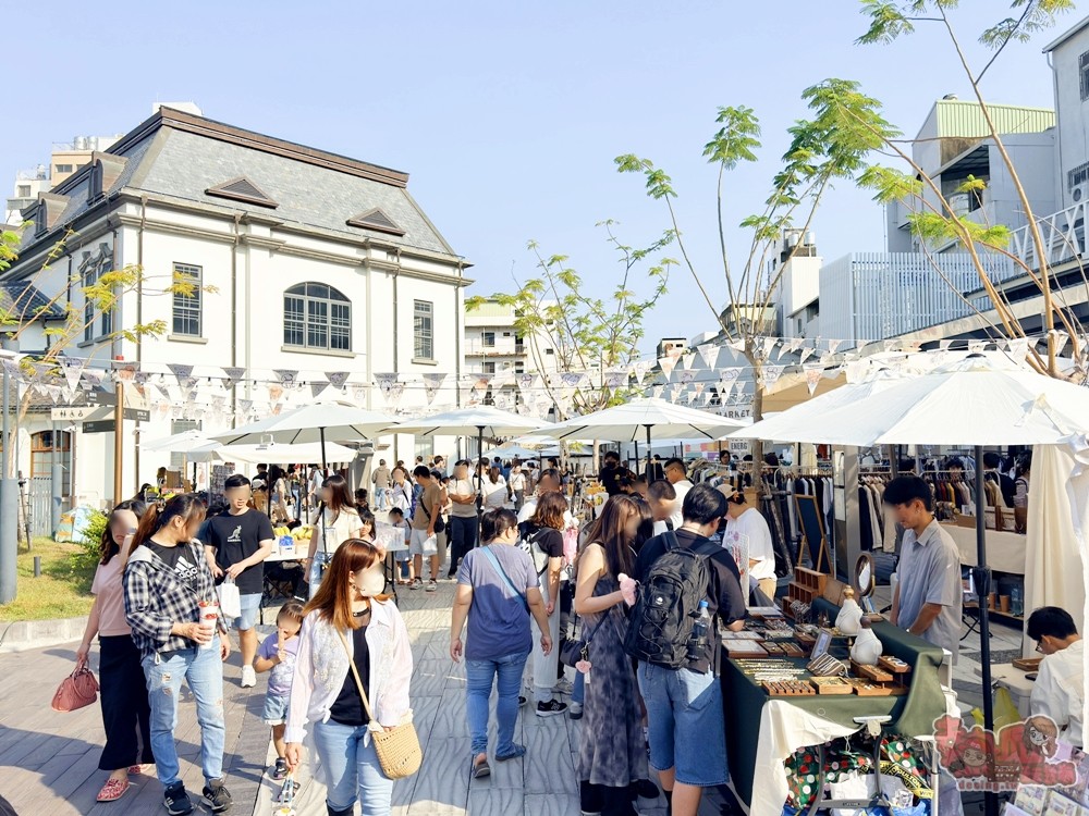 【台南甜點】Born Donut台南生甜甜圈專賣店,日式風味口感猶如雲朵般鬆軟且不膩口~ 【台南甜點】Born Donut台南生甜甜圈專賣店,日式風味口感猶如雲朵般鬆軟且不膩口~