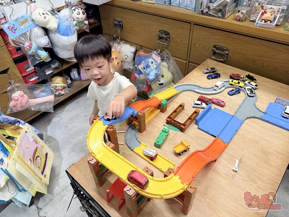 【台南玩具店】MAi’s Garage買阿北車庫:北部人都願意專程衝來逛,根本是大人小孩的玩具車天堂~ 【台南玩具店】MAi’s Garage買阿北車庫:北部人都願意專程衝來逛,根本是大人小孩的玩具車天堂~