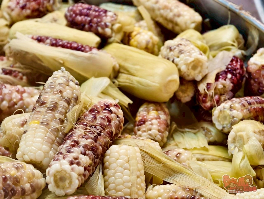 【台南美食】鄭記黑珍珠玉米:內行人都吃這間水煮玉米,東菜市超好吃黑珍珠玉米就這間~ 【台南美食】鄭記黑珍珠玉米:內行人都吃這間水煮玉米,東菜市超好吃黑珍珠玉米就這間~