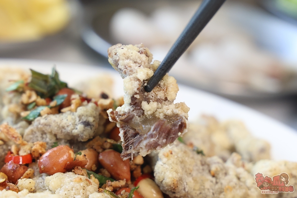 【台南火鍋】哞麻溫體牛肉火鍋:台南輕奢華牛肉火鍋店,涮溫體牛還能吃到日本A5和牛,鹽酥牛腩讓人印象深刻~ 【台南火鍋】哞麻溫體牛肉火鍋:台南輕奢華牛肉火鍋店,涮溫體牛還能吃到日本A5和牛,鹽酥牛腩讓人印象深刻~