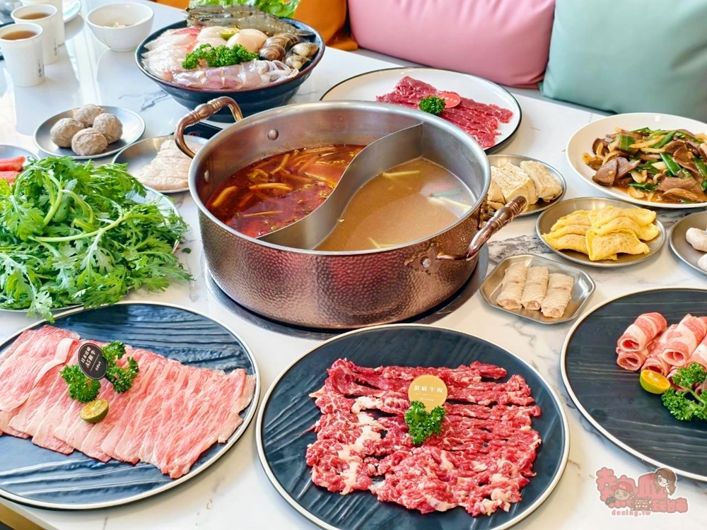 【台南火鍋】哞麻溫體牛肉火鍋:台南輕奢華牛肉火鍋店,涮溫體牛還能吃到日本A5和牛,鹽酥牛腩讓人印象深刻~ 【台南火鍋】哞麻溫體牛肉火鍋:台南輕奢華牛肉火鍋店,涮溫體牛還能吃到日本A5和牛,鹽酥牛腩讓人印象深刻~