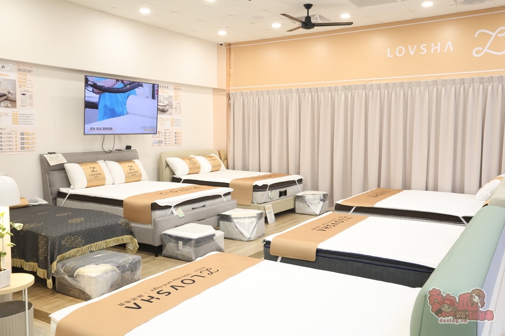 【台南床墊】樂微莎寢居:你的睡眠顧問,量身訂做專屬你的枕頭/床墊,大推雲層枕,三種高度自行調整,不軟塌讓你輕巧帶出國~ 【台南床墊】樂微莎寢居:你的睡眠顧問,量身訂做專屬你的枕頭/床墊,大推雲層枕,三種高度自行調整,不軟塌讓你輕巧帶出國~