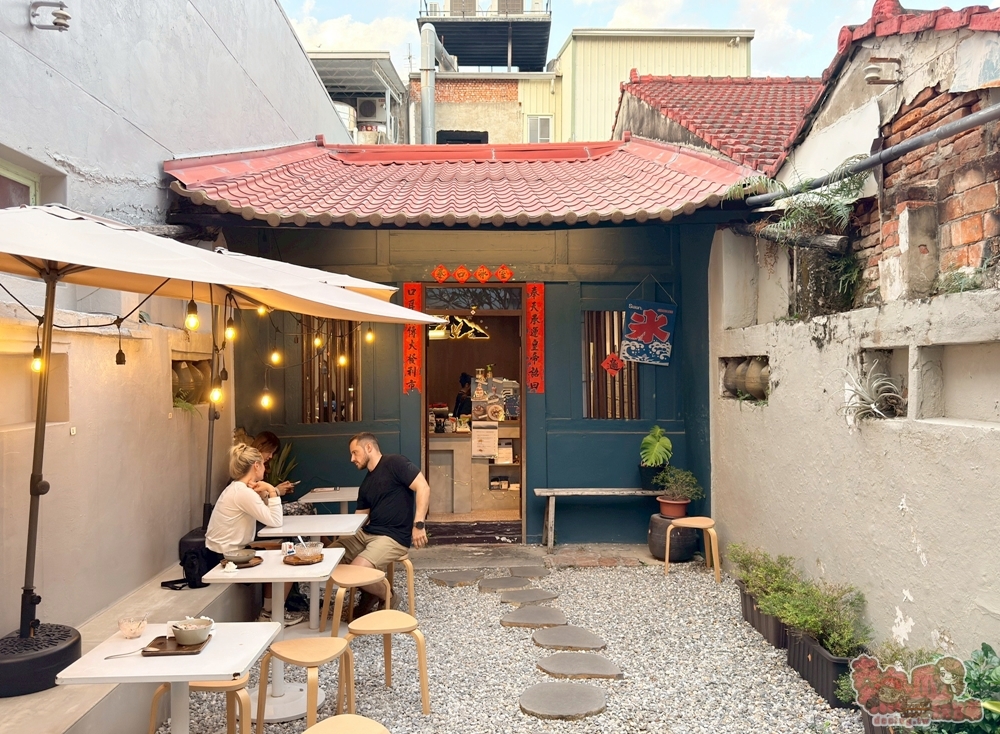 【台南冰店】奉口冰室台南府城店:隱藏在正興街神祕小巷的老宅冰室,冰品細緻好吃價格又親民~ 【台南冰店】奉口冰室台南府城店:隱藏在正興街神祕小巷的老宅冰室,冰品細緻好吃價格又親民~