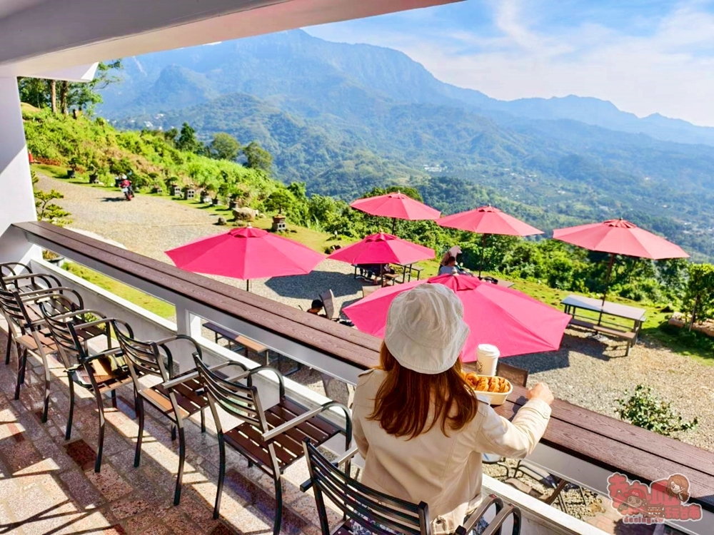 【台南景觀咖啡】雨露森林景觀咖啡:座擁山景第一排絕美景觀咖啡,環繞180度山景享受愜意午後~ 【台南景觀咖啡】雨露森林景觀咖啡:座擁山景第一排絕美景觀咖啡,環繞180度山景享受愜意午後~