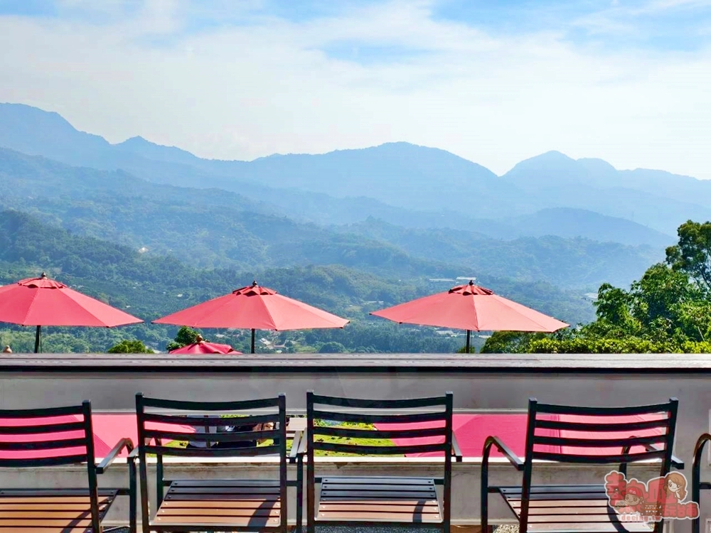【台南景觀咖啡】雨露森林景觀咖啡:座擁山景第一排絕美景觀咖啡,環繞180度山景享受愜意午後~ 【台南景觀咖啡】雨露森林景觀咖啡:座擁山景第一排絕美景觀咖啡,環繞180度山景享受愜意午後~